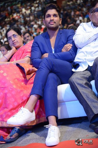 Son-Of-Sathyamurthy-Movie-Audio-Launch